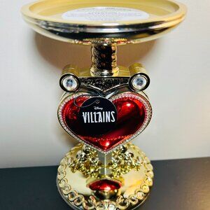Bath & Body Works Evil Queen Pierced Heart Pedestal 3-Wick Candle Holder